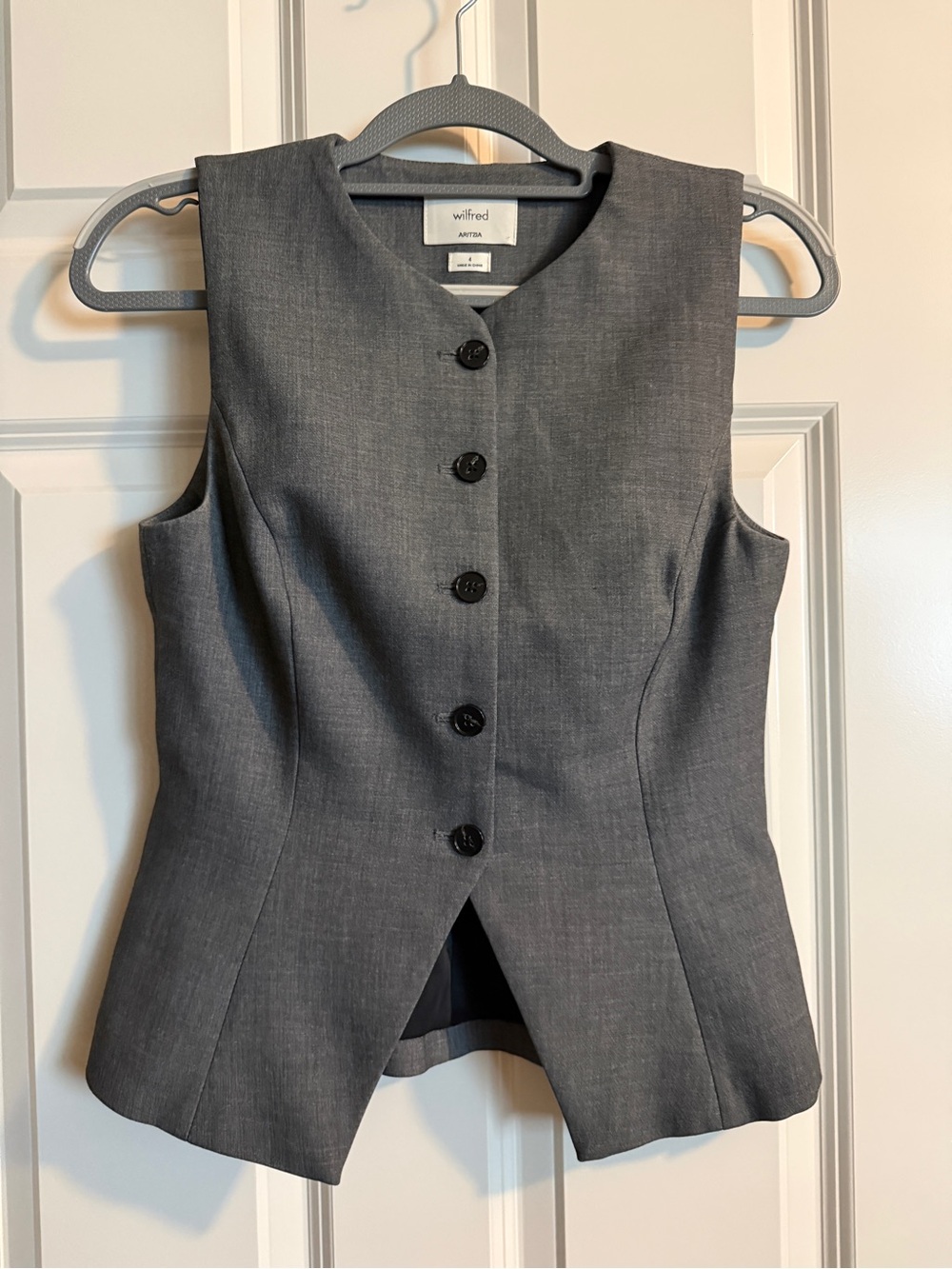 Wilfred Gray Sleeveless Tailored Vest with Front Buttons